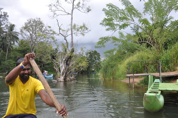 Sri Lanka, Hirwadunna, Katamaranfahrt auf dem Peripherie See