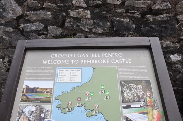 Wales, Auf dem Weg nach Irland: Station in Pembroke, Normannenburg