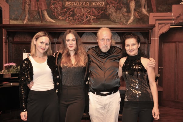 KuBe e.V. Konzert am 26. Juli 2024, Rathausfestsaal Saarbrücken, "Von Mozart bis Pop, Die schönsten Lieder und Arien von Wolfgang Amadeus Mozart", Josefin Bölz, Elisa Wehrle, Michael Britz und Natalia Malkova.