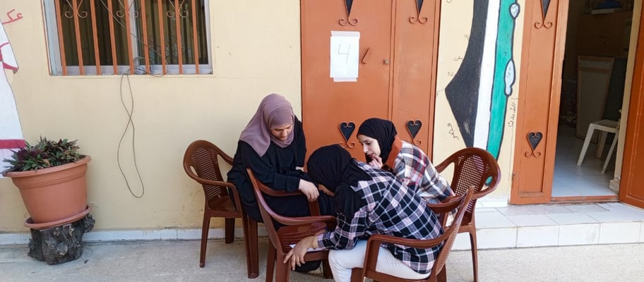 Réunion pour la sensibilisation et la promotion de l'engagement parental dans les activités du centre de Beddawi