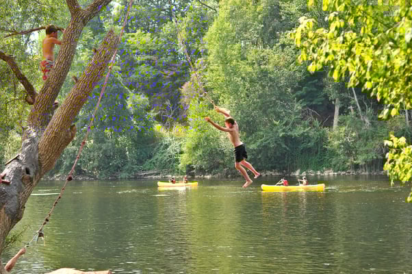 Bathing on the Dordogne river