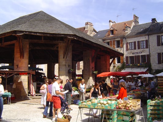 Marché de Martel (C. Seguy - ADT Lot)