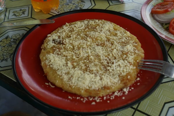 Auf der Karte stand Swiss Rosti with Cheese - serviert wurde eine richtige Käserösti :-)) ...