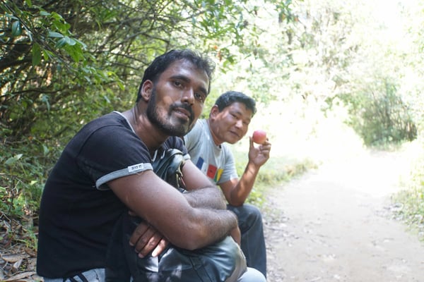 Kapil mein Guide, Porter und leckerer Apfel aus Nepal...