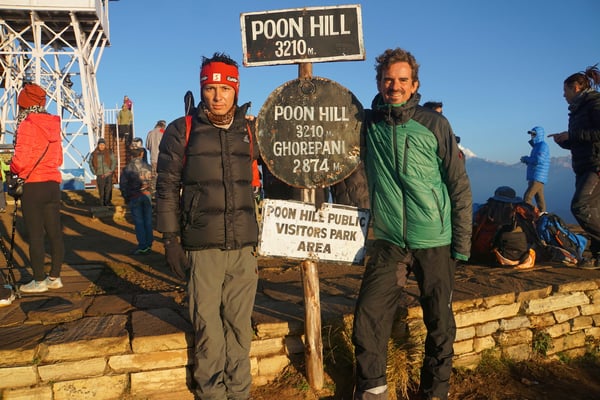 Surat und ich auf Poon Hill...