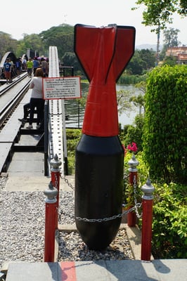 Bombe an der Brücke am Kwai...