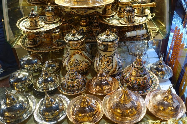 Noch mehr viel BlingBling auf dem Basar...