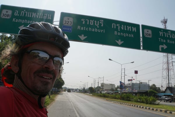 Bangkok rückt näher...