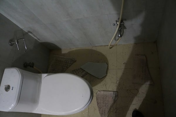 Und lagen dann auf dem Boden - zum Glück sass ich nicht auf dem Thron...