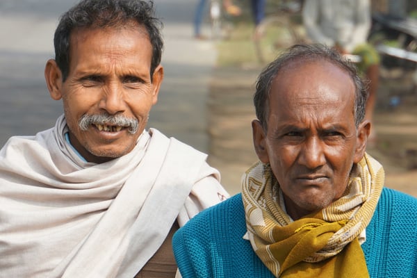 Zwei Inder auf der Strasse...