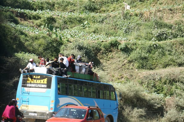 Da wusste ich noch nicht dass auch ich auf dem Dach des Buses...
