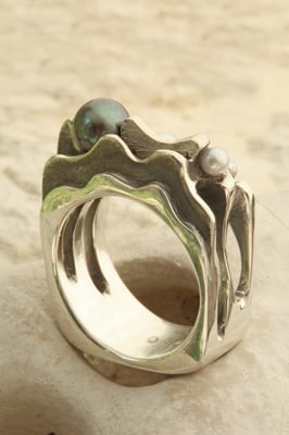 Pièce No B21001,1x perle d'eau douce teintée bleue,3x perles Akoya blanches, argent 925