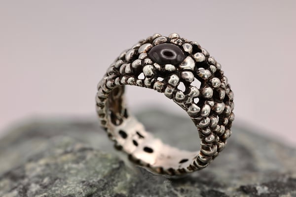 Pièce No B2023-109, argent 925 et Rubis étoilé