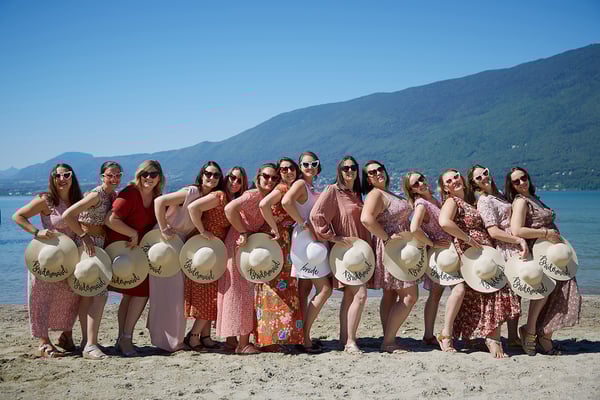 EVJF team de la future mariée sur la plage d'aix-les-bains
