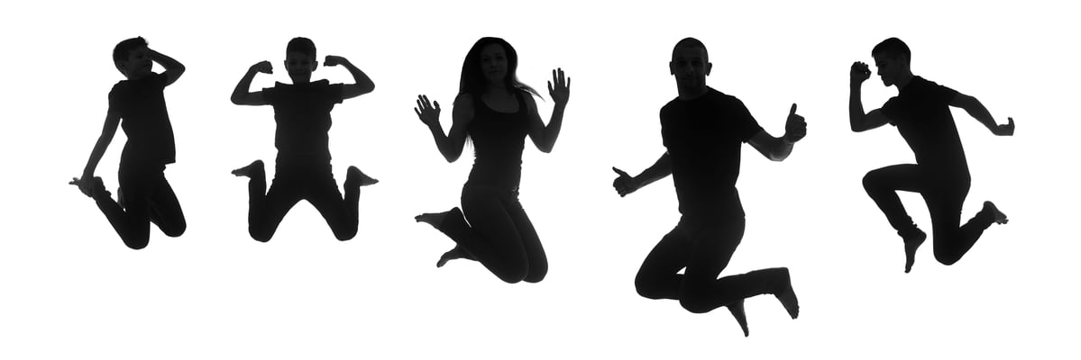 portrait studio en famille sur fond blanc silhouette