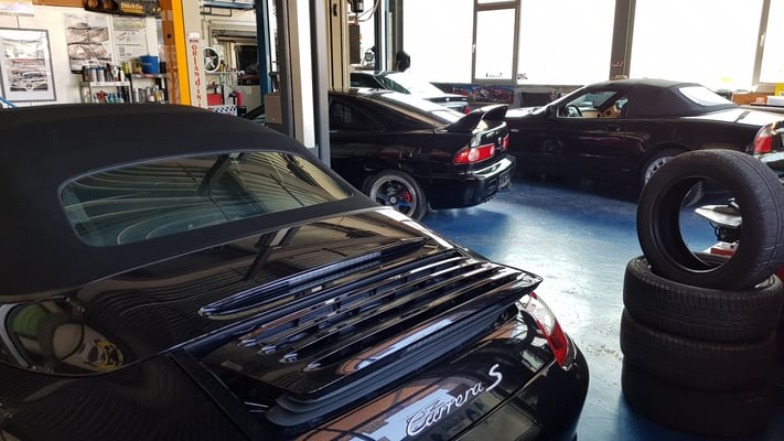 Alle Fahrzeuge in Farbe "Schwarz"