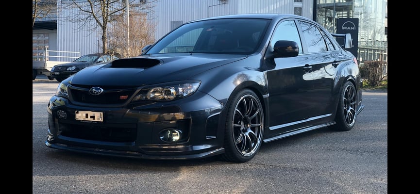 Schöner Subaru WRX STI ab grossem Service und neuen Reifen.😍🏁👍