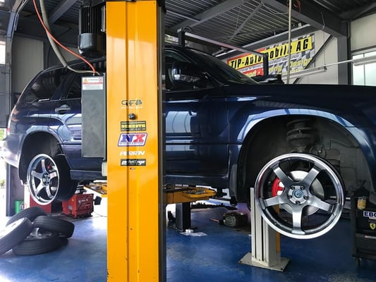 TIP-Tuning Forester Turbo mit D2 Gewindefahrwerk und Advan Racing GT Felgen!😉