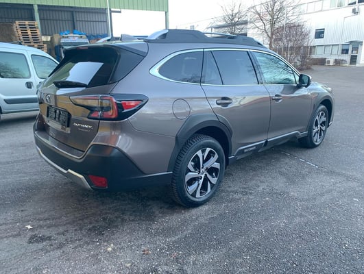 New Subaru Outback 2.5 AWD Luxury