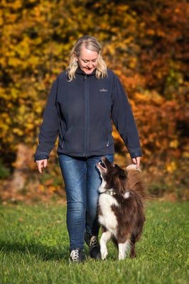 Sandra Link © Hundeschule gooddog / https://www.creative-art-view.com/