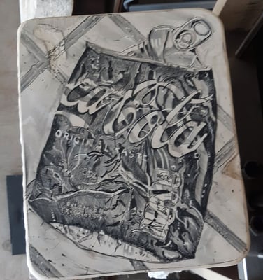 Plat gereden cola blik