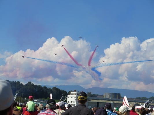 Team Red Arrows 