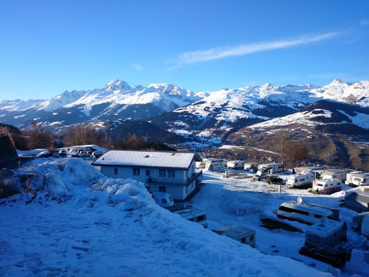 Man finde 2 Landys!?