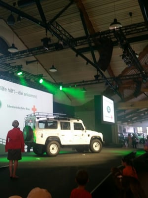 ...und zwar an den Schweizerischer Verein für Such- und Rettungshunde REDOG