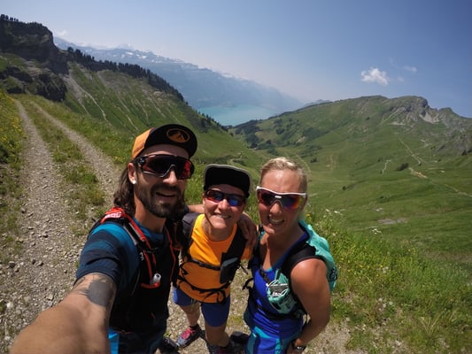 Super Team auf dem Trail