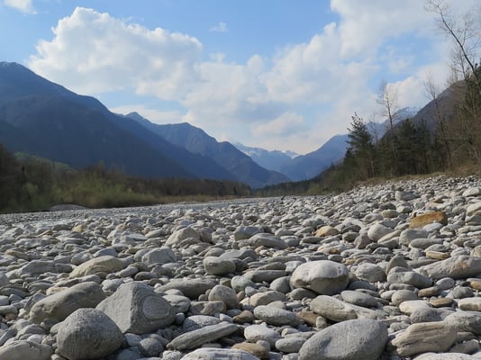 Entspannen am Abend an der Maggia