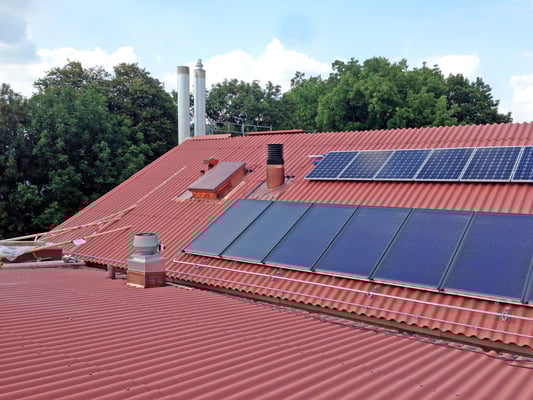 Hopf und Wirth Architekten ETH HTL SIA  Winterthur, Erweiterung Turnhallen Berufsbildungsschule Winterthur, Dacheindeckung Eternit, Solaranlage, Photovoltaik