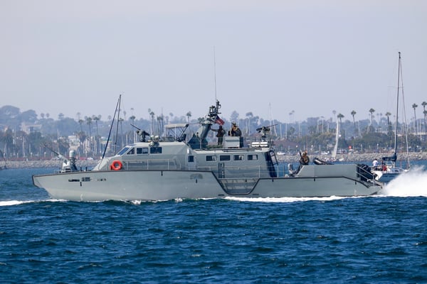 ... es gibt riesen Wellen und fast wär Jesus zum Einsatz gekommen!