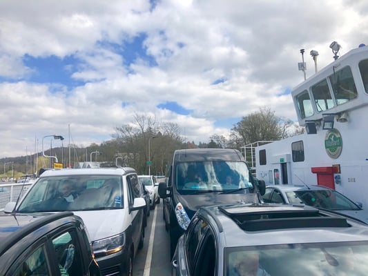 ....ab auf die Fähre!