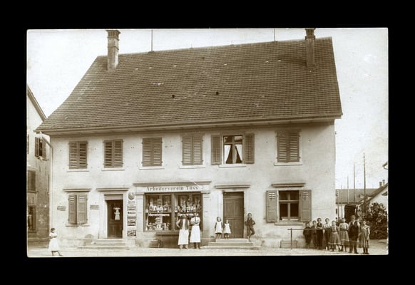Fotografie vor 1913,    Verkaufslokal des Arbeitervereins Zürcherstrasse (abgebrochen - heute steht dort der COOP Töss)