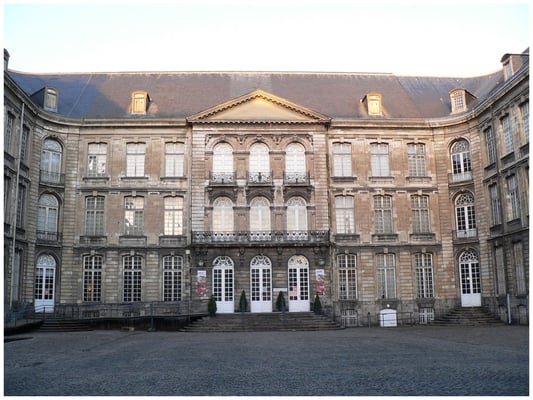 Cour du Musée Arras