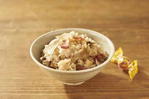べーコンと舞茸の炊き込みご飯