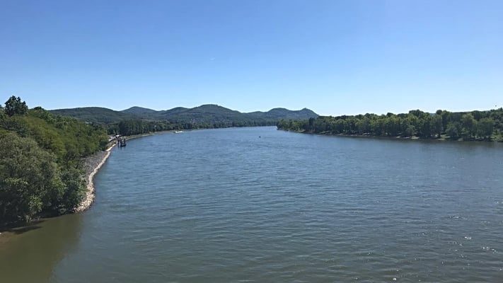 Siebengebirgsblick von der Konrad-Adenauer-Brück