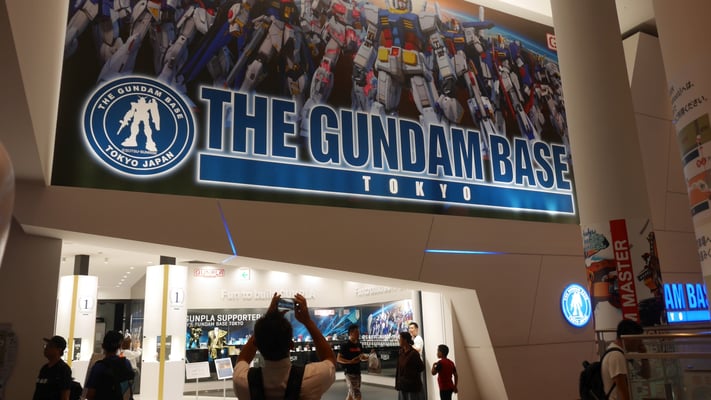本文では触れませんでしたが、ダイバーシティ内にある『THE GUNDAM BASE TOKYO』も訪問。ガンプラを愛でてまいりました。