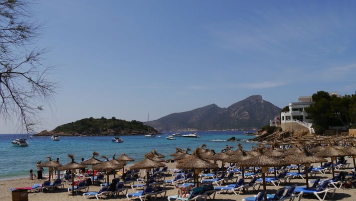 Der kleine Strand von Sant Elm