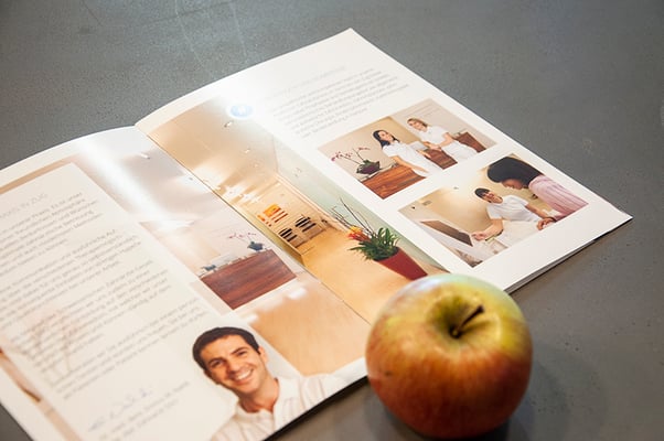 Zahnärzte Neustadt Passage Dr. Med. Dent. Naldi – Kreation der Imagebroschüre, Poster etc.