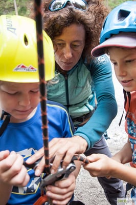 ©climbhow young climbers