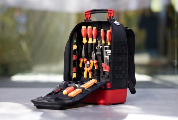 Erhältlich in zwei Bestückungsvarianten für elektrische oder mechanische Anwendungsschwerpunkte, hier: Elektrik-Pack © Wiha