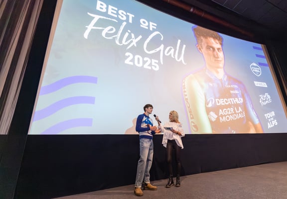 Vor der Leinwand ©Expa Pictures