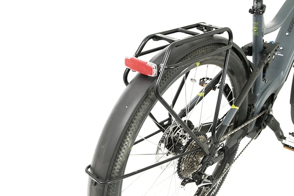 Gepäckträger und Schutzblech überzeugen durch Stabilität und Robustheit. ©Velototal