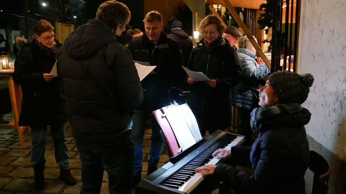 Mitsingkonzert am ersten Advent-Samstag