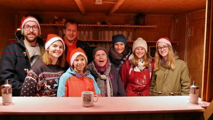 Punschütten-Team am ersten Adventsamstag