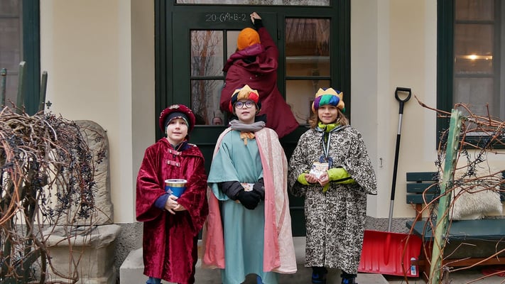 Montag (dritter Tag), C+M+B an der Tür anschreiben