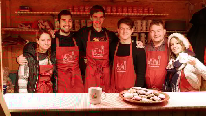 Punschhütten Team am zweiten Adventsamstag