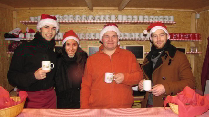 Zweiter Adventsamstag, das Punschhüttenteam