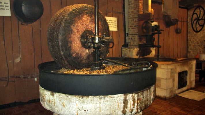 Dienstag: Walnussmuseum in Castelnaud